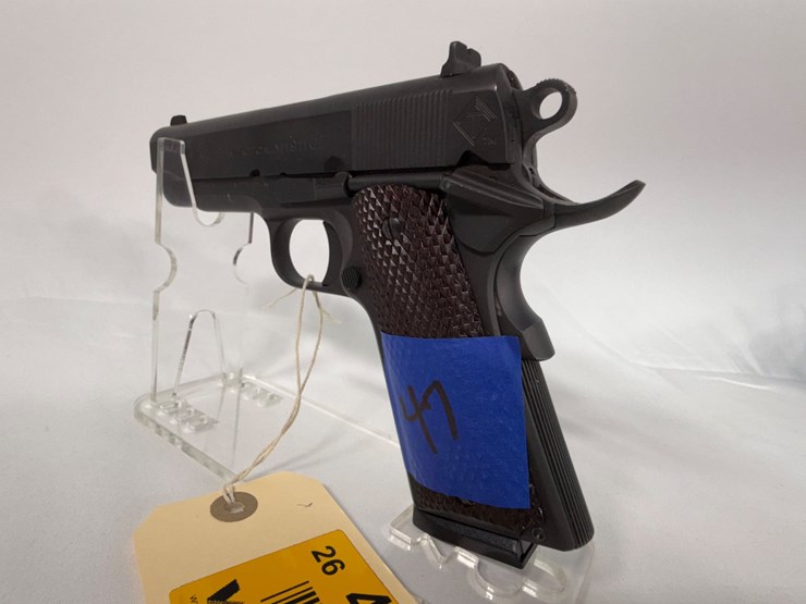 #47-•-american-tactical-m191161-45acp-pistol-gi120307-image-3