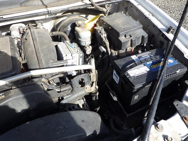 2003-chevrolet-blazer-image-10
