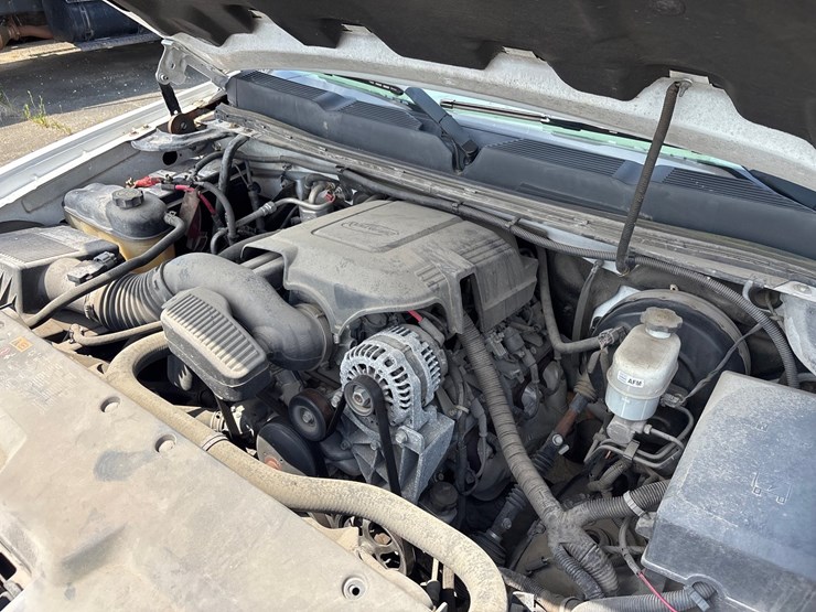 2013-chevrolet-1500-image-11