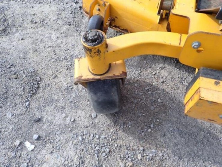 2006-cub-cadet-3660-image-16