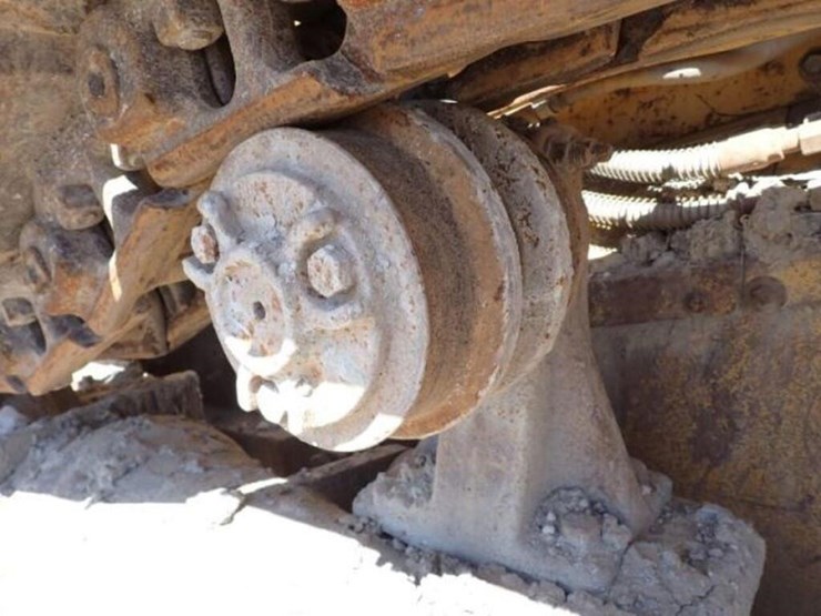 1990-caterpillar-d4h-image-38