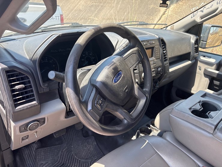 2016-ford-f150-image-6