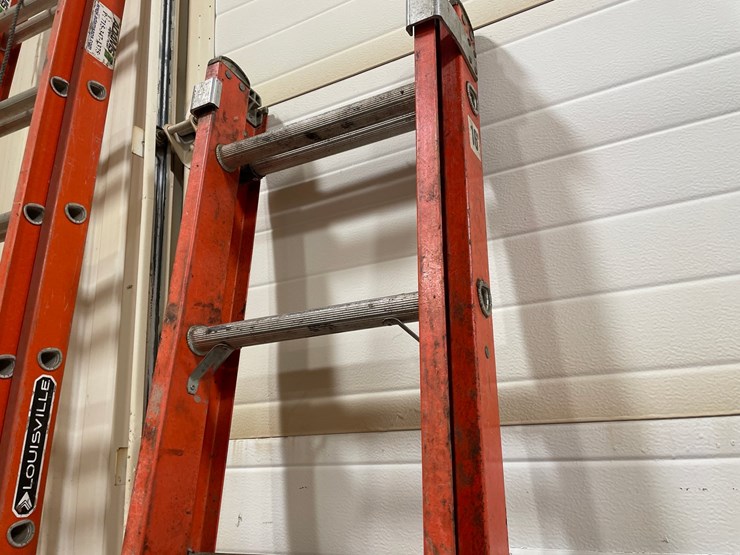 #4585-•-louisville-fiberglass-extension-ladder-image-4