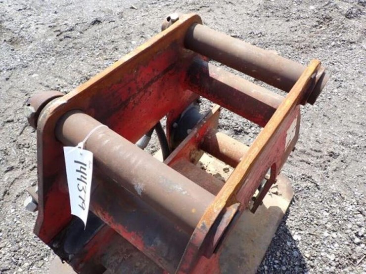 genpac-30-in.-hydraulic-plate-compactor-image-12