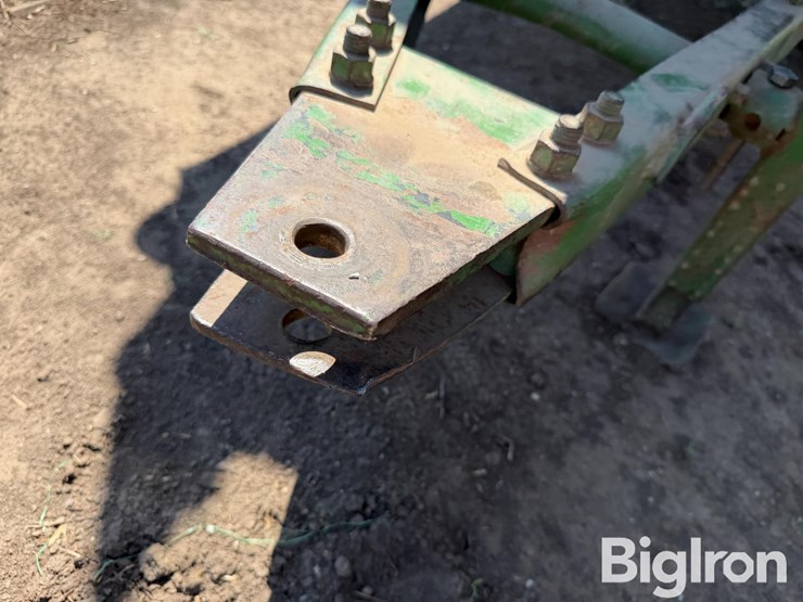 john-deere-68-image-11