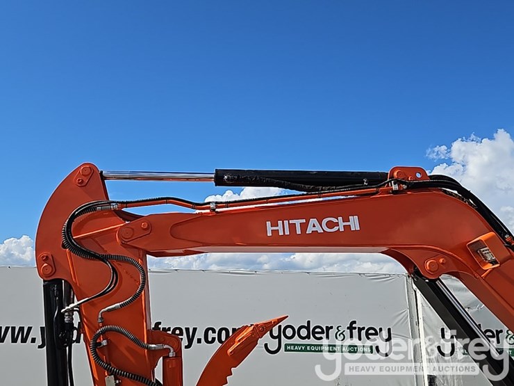 hitachi-zx55u-5a-image-19