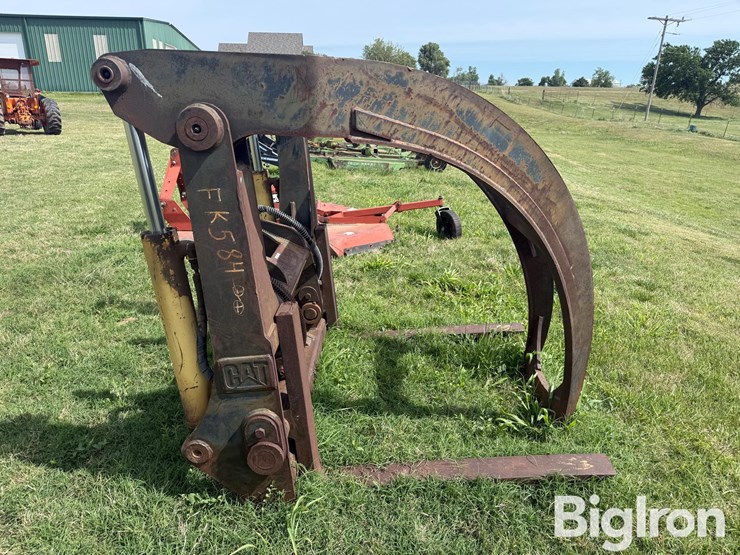 caterpillar-forestry-grapple-image-4