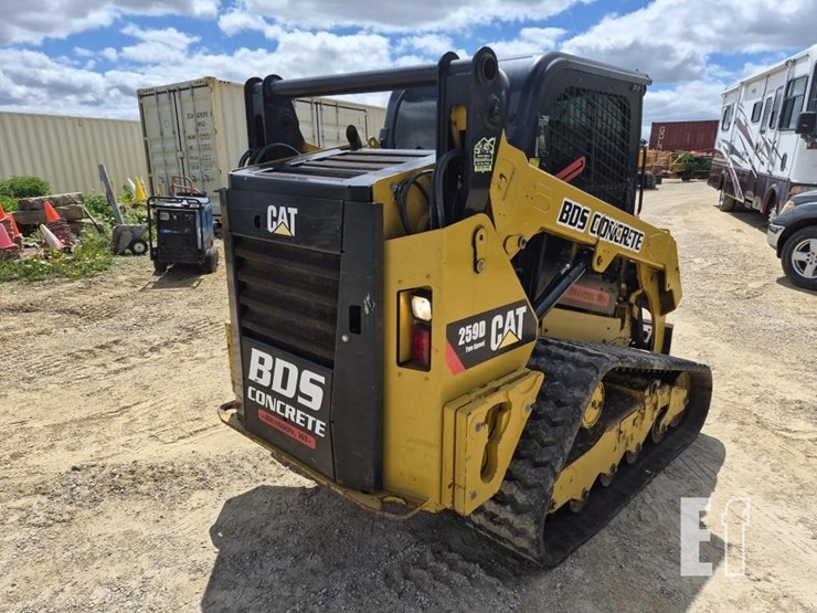 2014-caterpillar-259d-image-3
