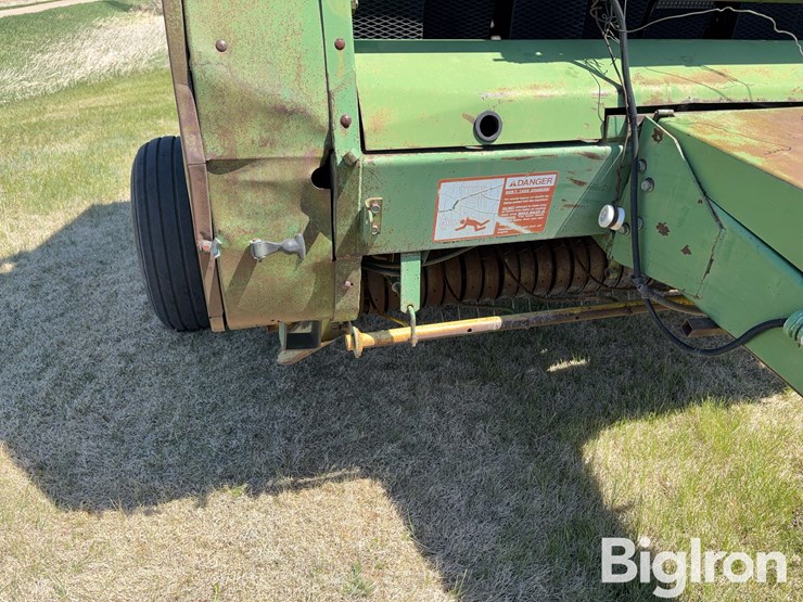 john-deere-530-image-9