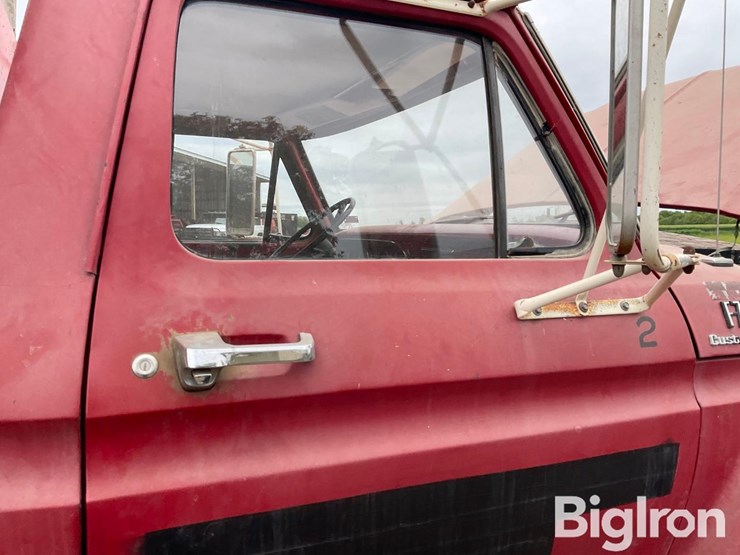 1977-ford-f750-image-12