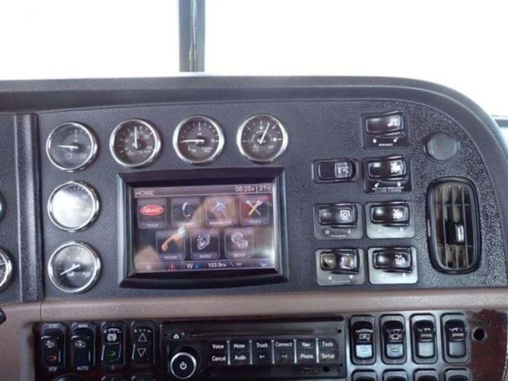 2013-peterbilt-367-image-20