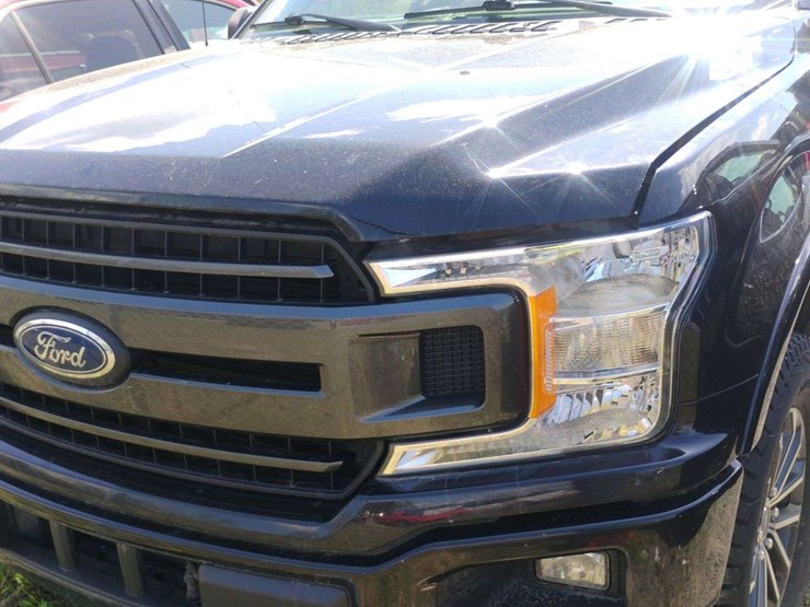 2020-ford-f150-image-12