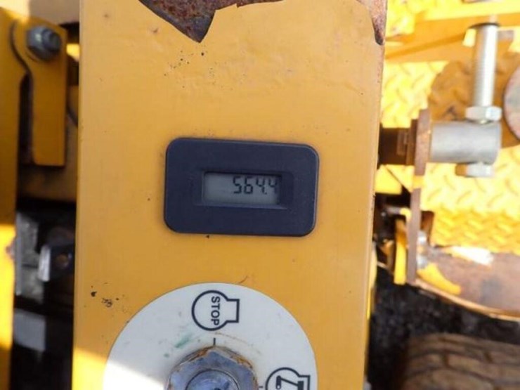 2006-cub-cadet-3660-image-10