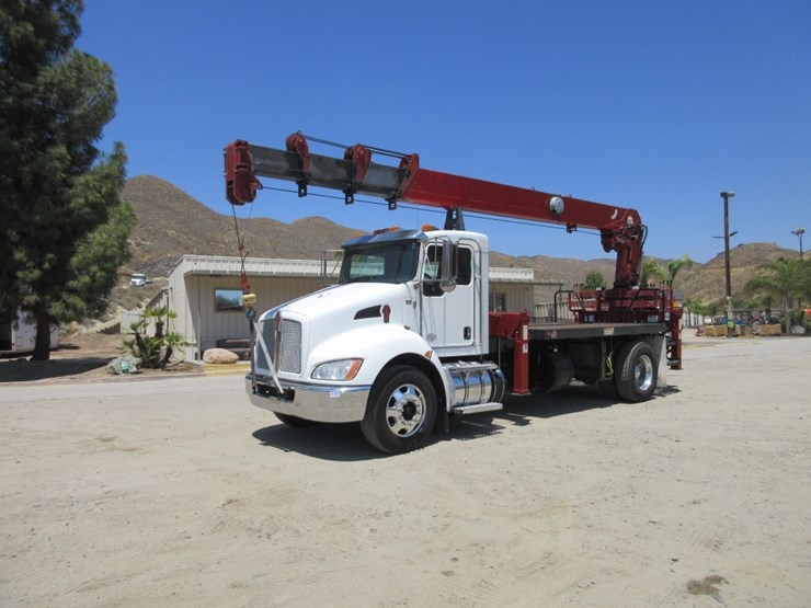 2019-kenworth-t270-image-1