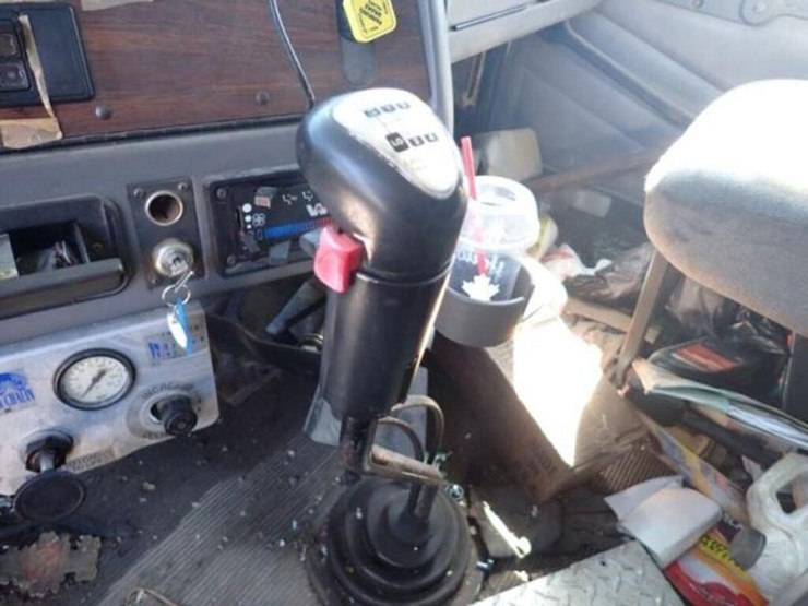 2000-western-star-5964ss-image-18