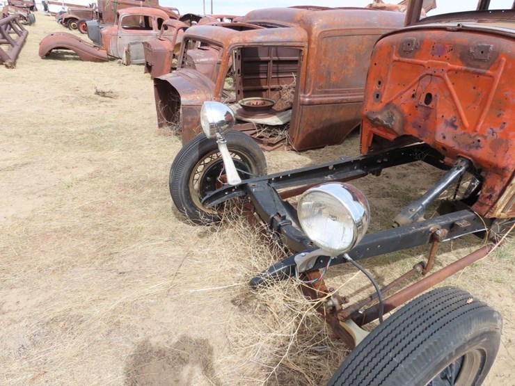 1931-ford-5-window-coupe-project-image-4