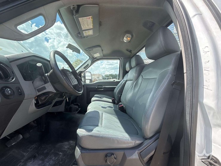 2015-ford-f350-image-12