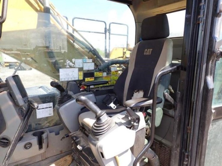 2016-caterpillar-336el-image-17