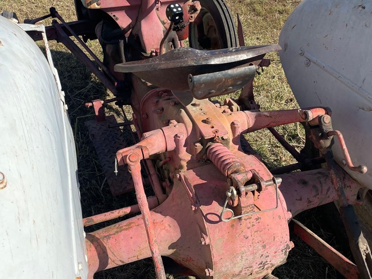 ford-tractor-image-8
