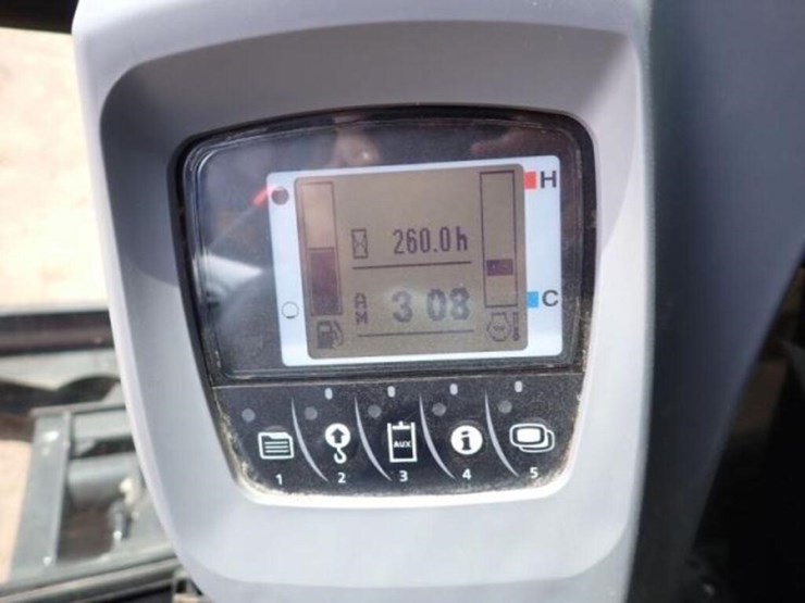 2022-kubota-kx033-4-image-12