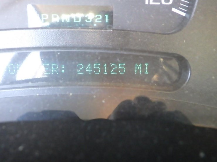 2005-chevrolet-silverado-3500-image-37