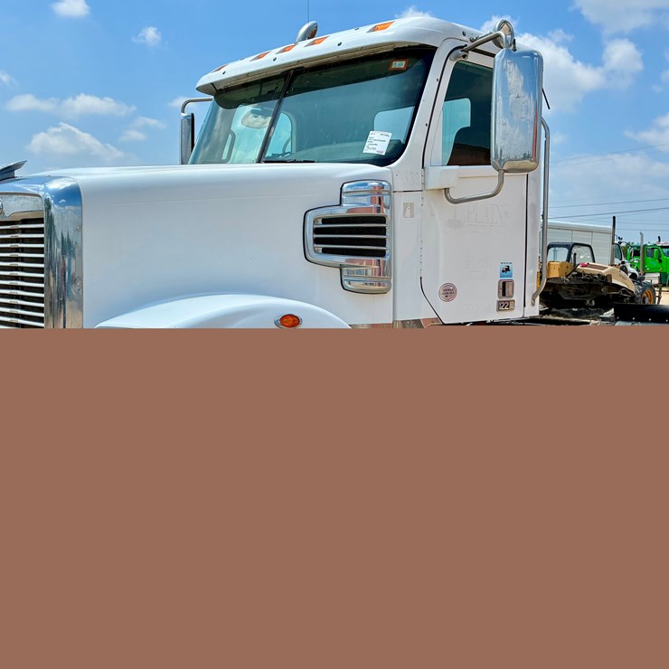 2015 FREIGHTLINER CORONADO 122 SD