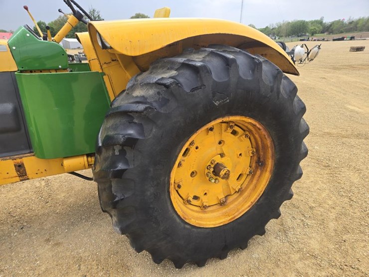 1967-john-deere-700-image-7