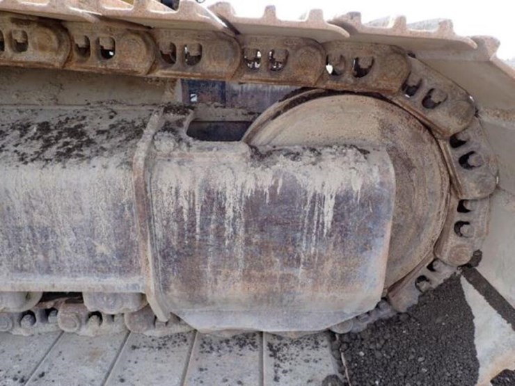 2016-caterpillar-336el-image-53