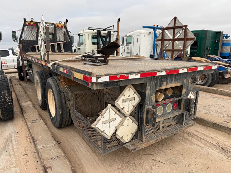 2011-kenworth-t400-image-6