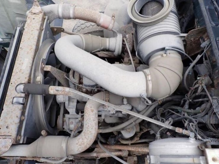 inoperable-2005-mack-cv713-tri/a-vacuum-truck-1m2a-image-23