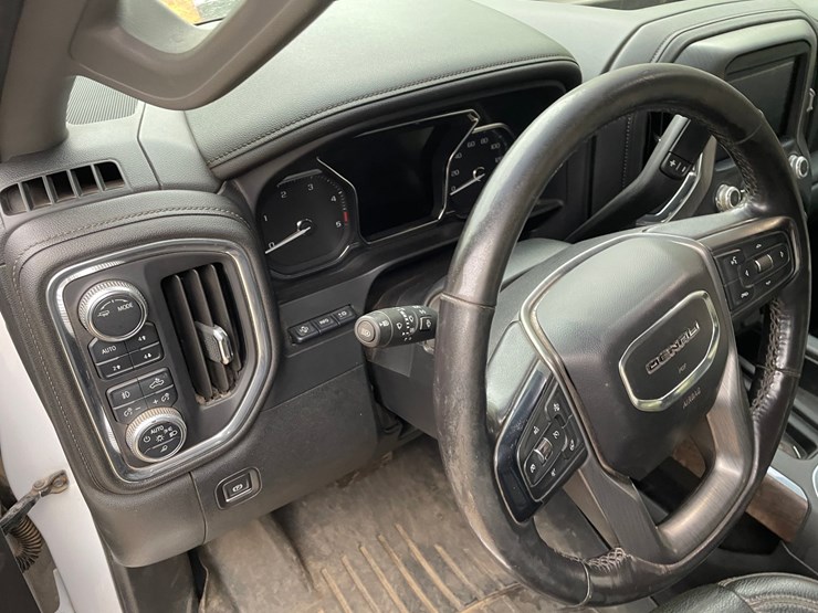 2020-gmc-3500-image-38