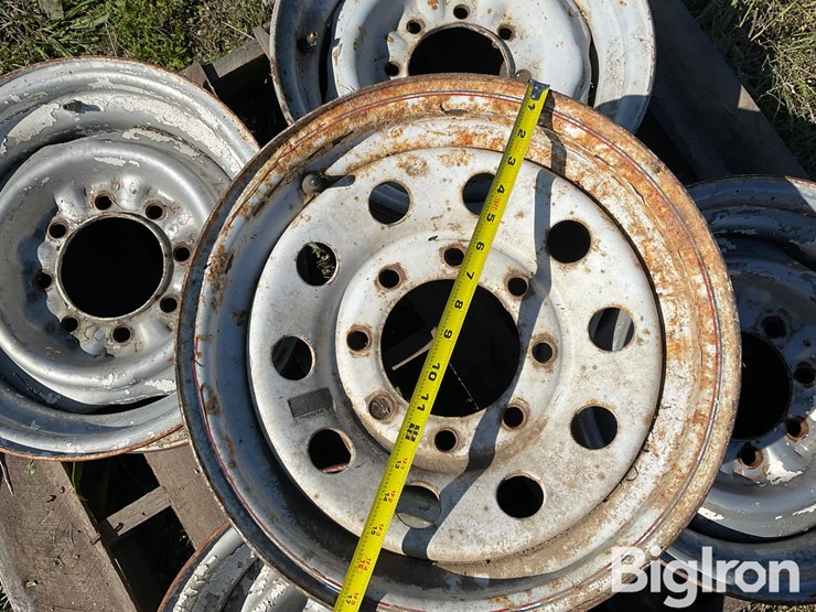 pallet-of-steel-wheels-image-12