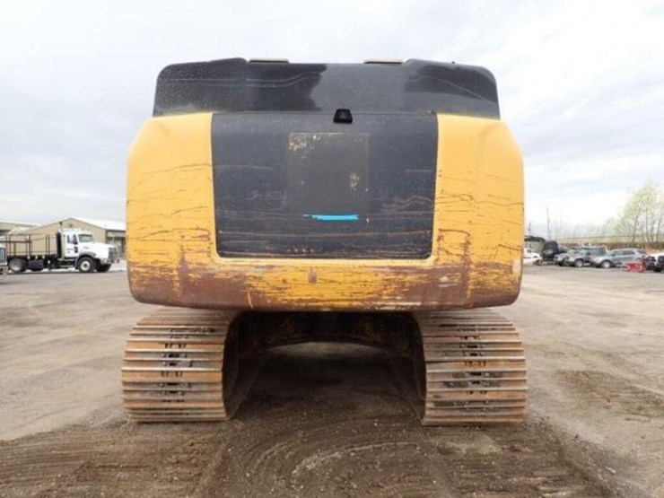 2015-caterpillar-349fl-image-5