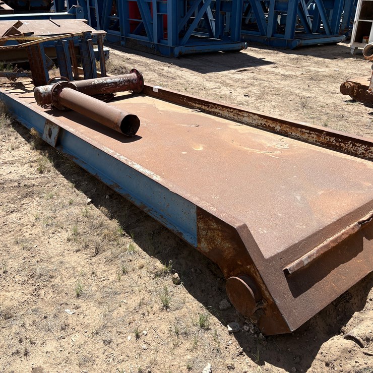 21’ x 5.5’ V-door