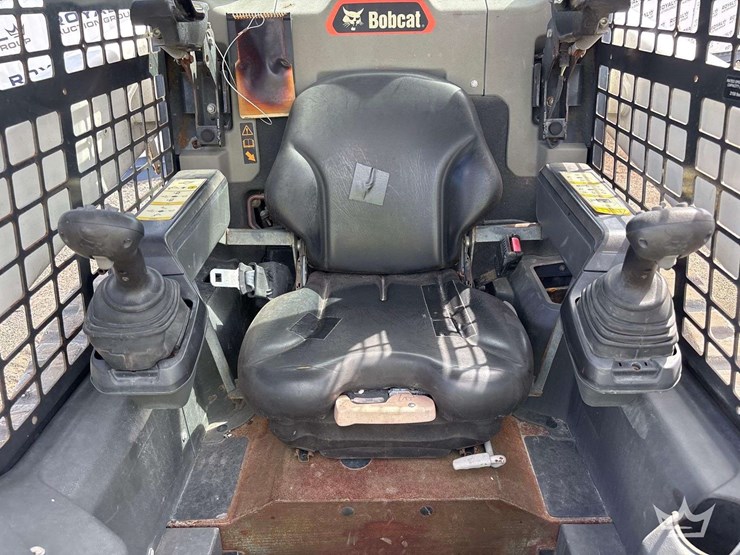 2021-bobcat-t62-image-13