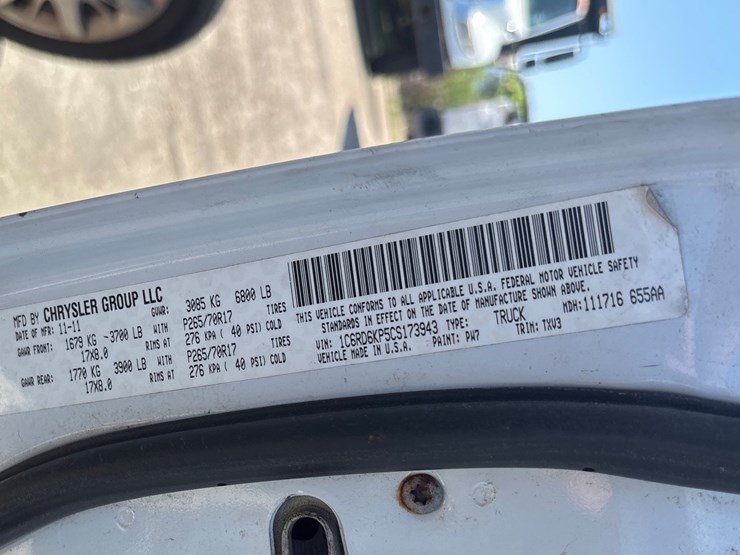 #45-•-2012-dodge-1/2-ton-truck-/-no-keys-image-8