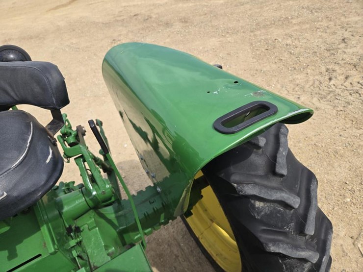 1961-john-deere-2010-image-13