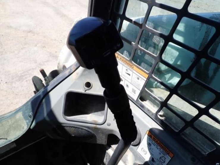 2019-bobcat-s590-image-15