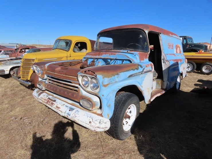 1958-chevrolet-apache-image-3
