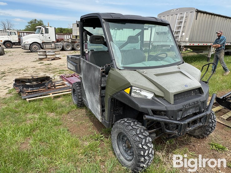 2015-polaris-ranger-570-image-3