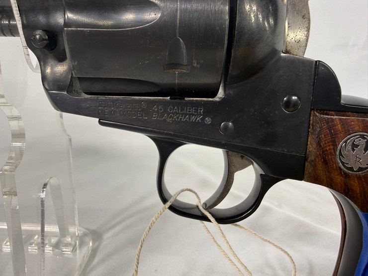 #82-•-ruger-blackhawk-45-revolver-48-05776-image-4
