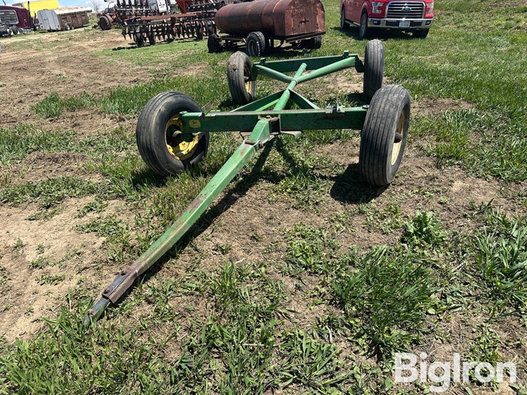 john-deere-1065-image-2