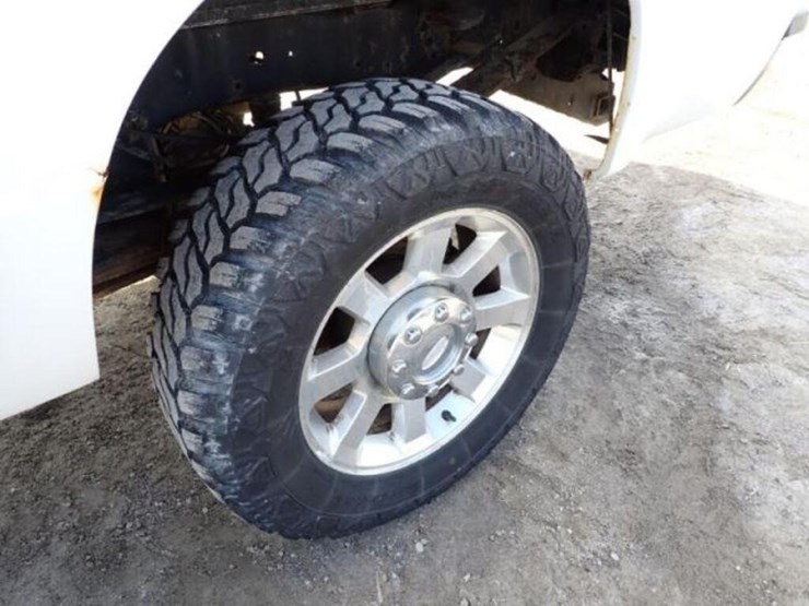 2010-ford-f350-xlt-image-33