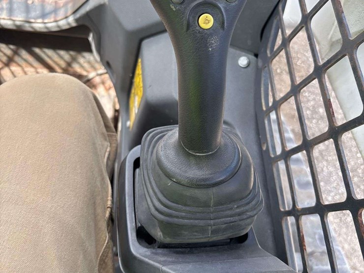 2021-bobcat-t62-image-9