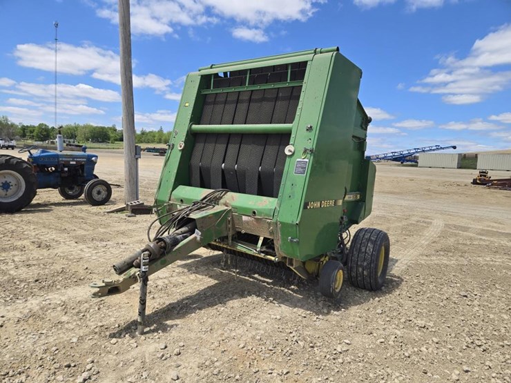 john-deere-535-image-1