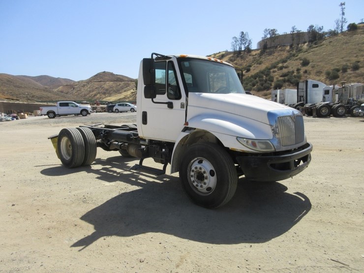 2012-international-4300-image-2