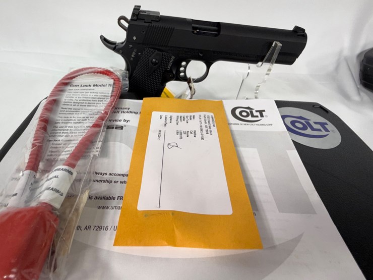 #26-•-colt-umarex-usa-colt-gold-cup-22lr-pistol-lk031170-image-16