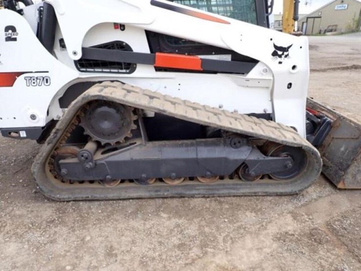 2021-bobcat-t870-image-39