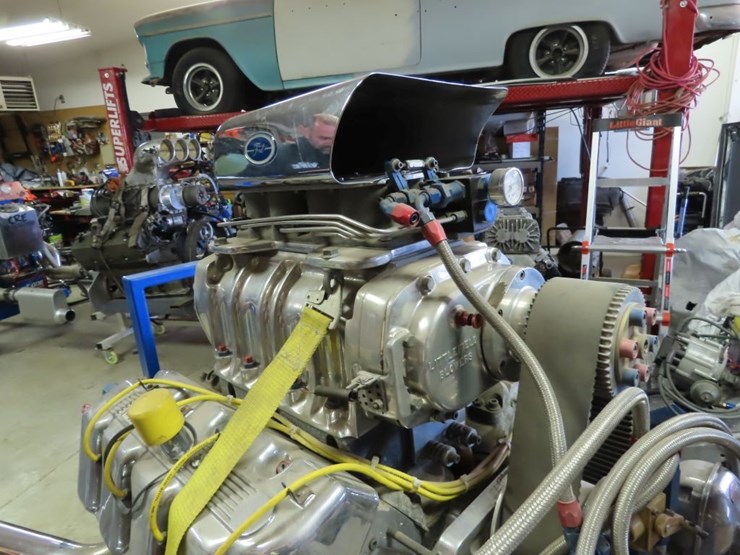 modified-ford-boss-429-motor-image-13