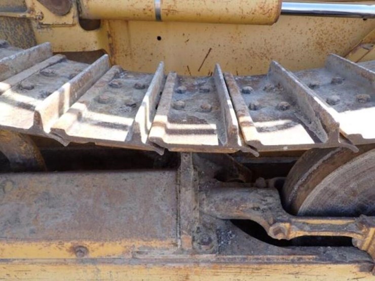2005-deere-450j-lt-image-48